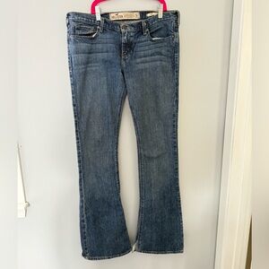 Hollister Y2K, Cali flare low rise jeans size 7 regular